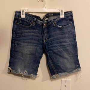 Abercrombie and Fitch Bermuda shorts